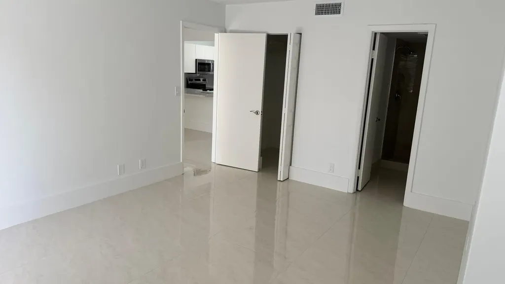 1254 S Military Trail Deerfield Beach FL 33442
