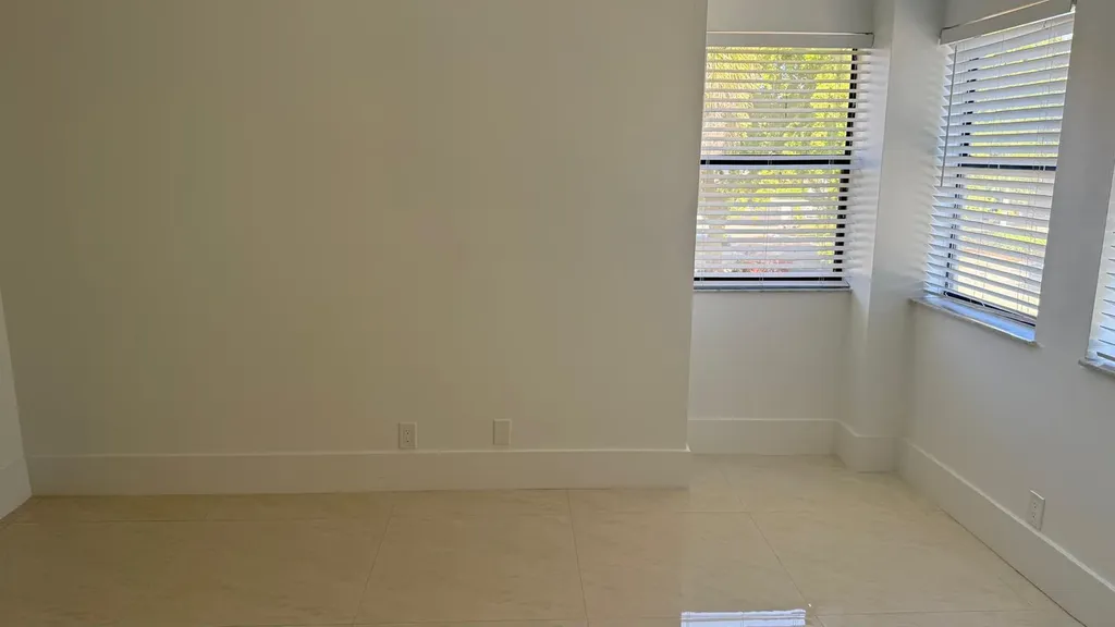 1254 S Military Trail Deerfield Beach FL 33442