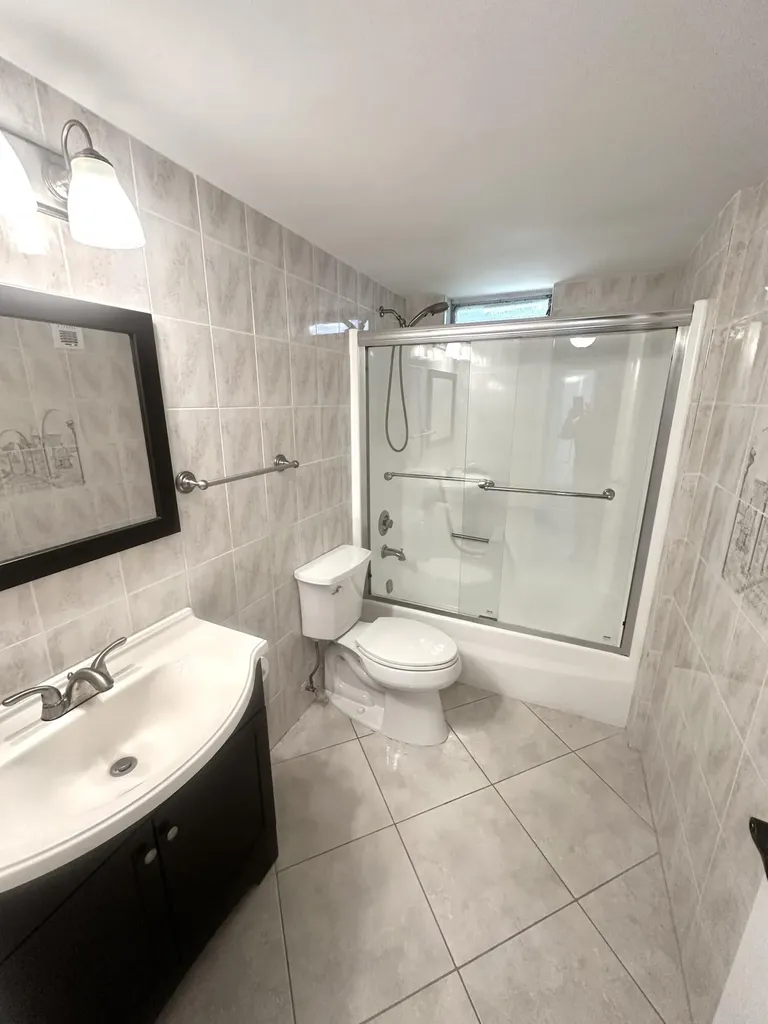 2600 NE 1st Lane Boynton Beach FL 33435