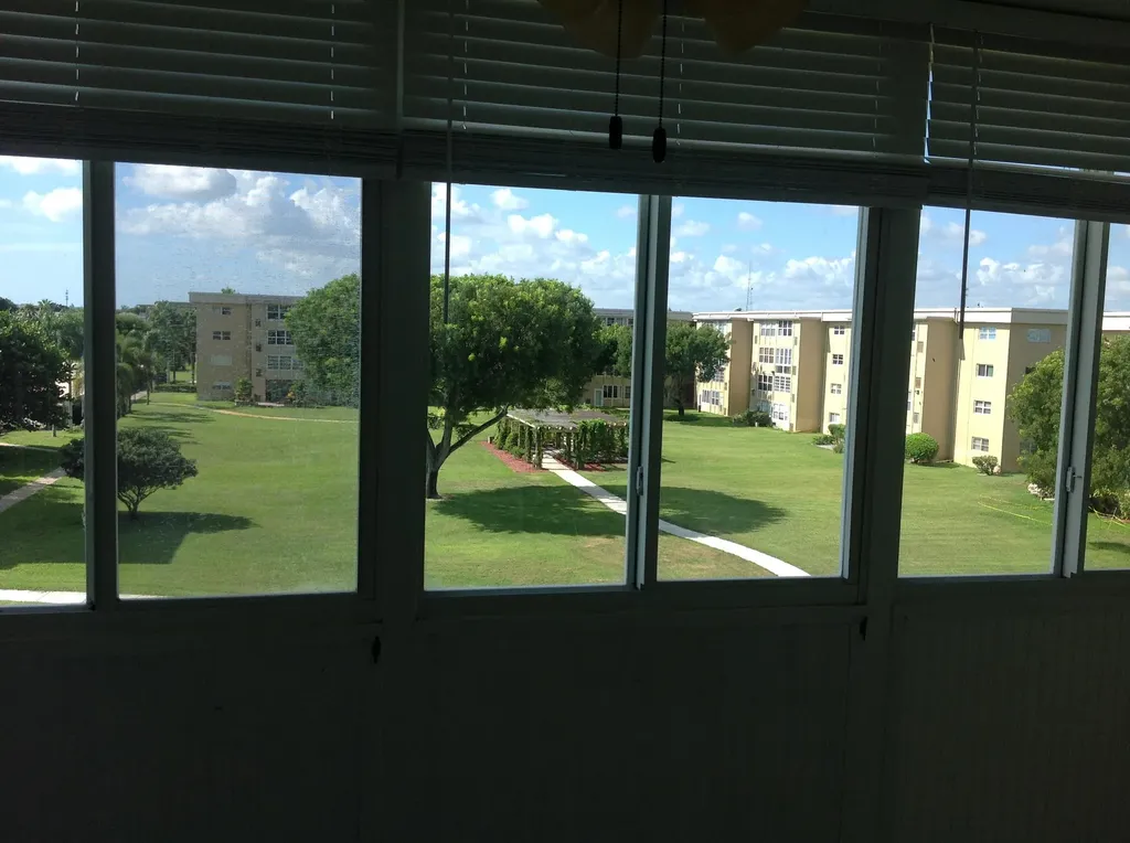 2600 NE 1st Lane Boynton Beach FL 33435
