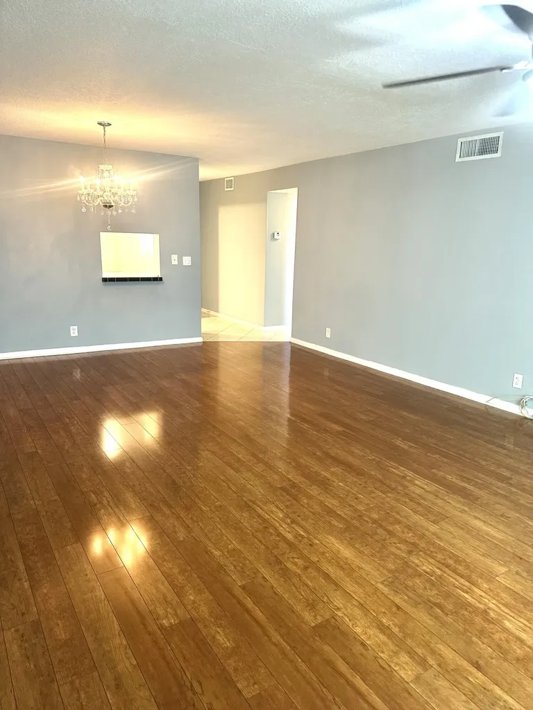 2600 NE 1st Lane Boynton Beach FL 33435