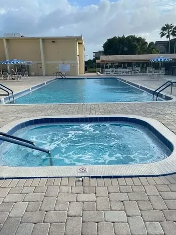 2600 NE 1st Lane Boynton Beach FL 33435