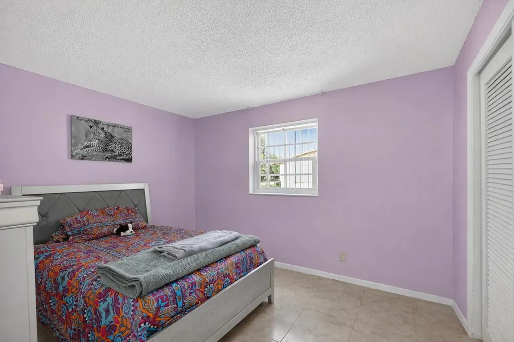 1827 Pinehurst Drive West Palm Beach FL 33407