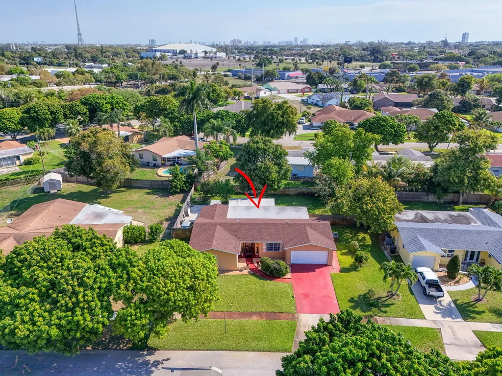 1827 Pinehurst Drive West Palm Beach FL 33407