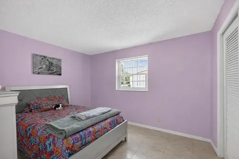 1827 Pinehurst Drive West Palm Beach FL 33407
