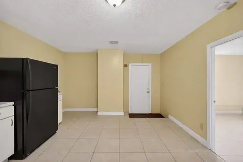 1827 Pinehurst Drive West Palm Beach FL 33407