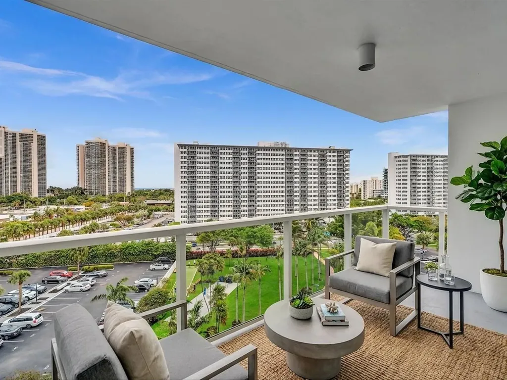 3300 NE 36th Street Fort Lauderdale FL 33308