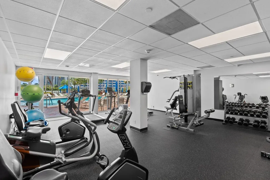 3300 NE 36th Street Fort Lauderdale FL 33308