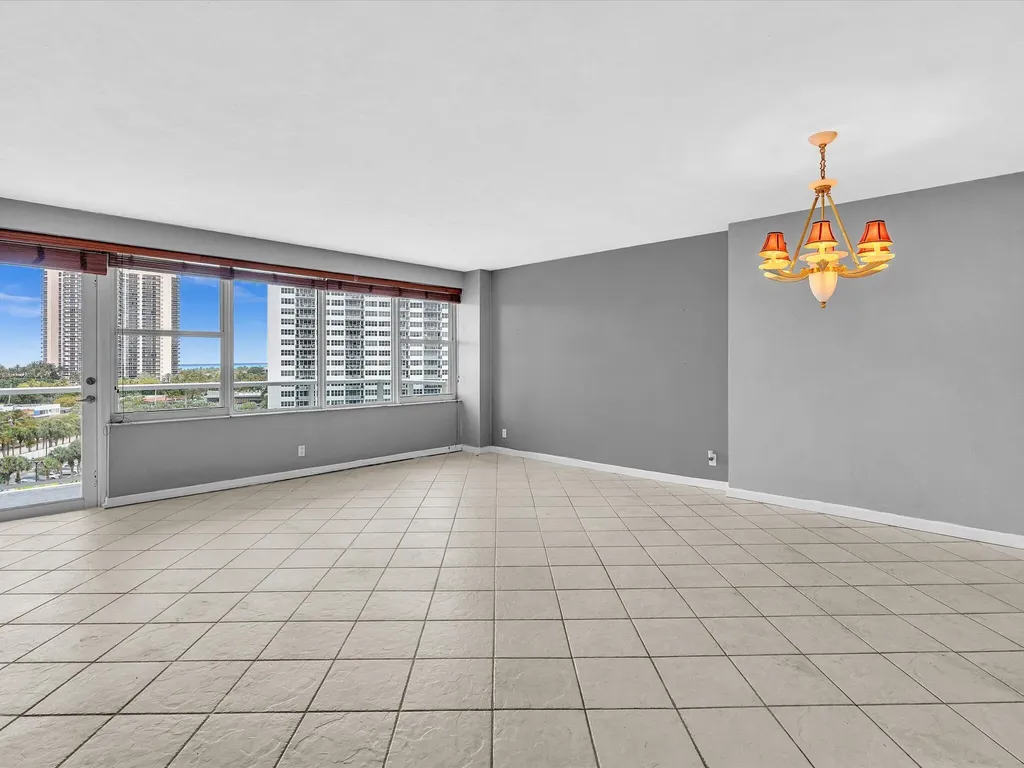 3300 NE 36th Street Fort Lauderdale FL 33308