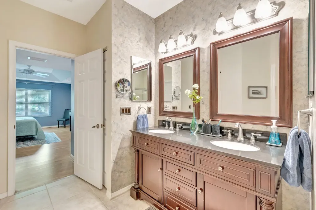 14211 W La Sedona Circle Delray Beach FL 33484