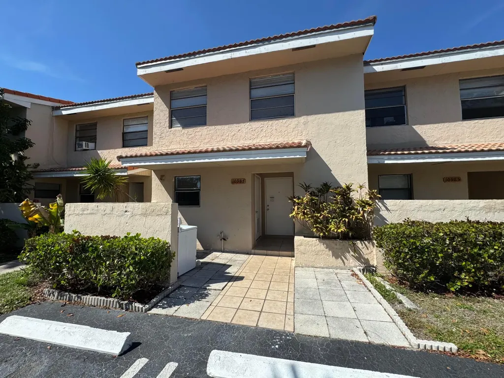10987 Royal Palm Boulevard Coral Springs FL 33065