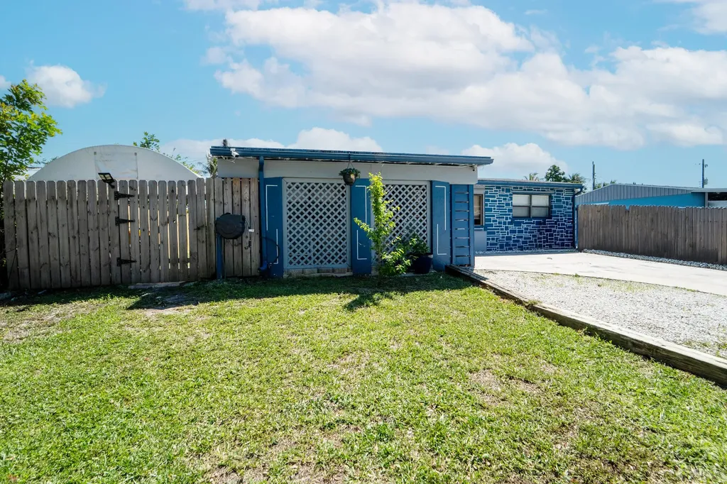 4340 N Mary Circle Palm Beach Gardens FL 33410