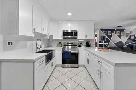 4340 N Mary Circle Palm Beach Gardens FL 33410