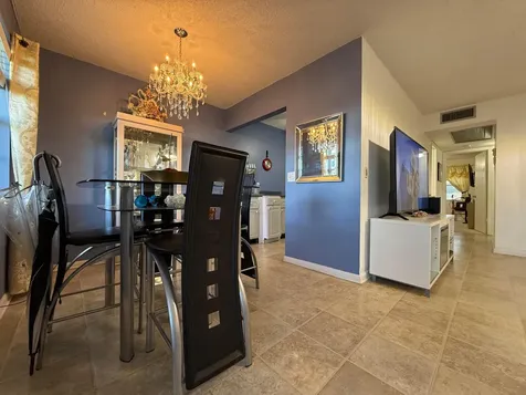 81 Camden Drive West Palm Beach FL 33417