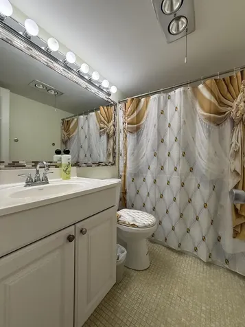 81 Camden Drive West Palm Beach FL 33417