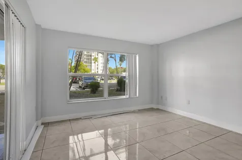 4156 Inverrary Drive Lauderhill FL 33319