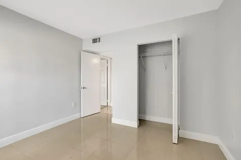 4156 Inverrary Drive Lauderhill FL 33319