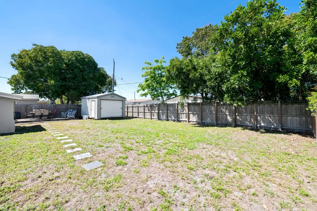 611 NW 18th Court Pompano Beach FL 33060