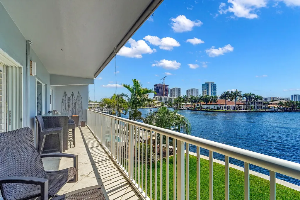 1201 S Riverside Drive Pompano Beach FL 33062