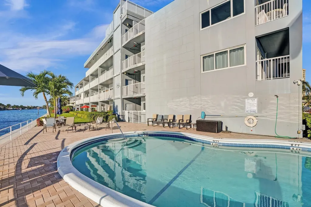 1201 S Riverside Drive Pompano Beach FL 33062