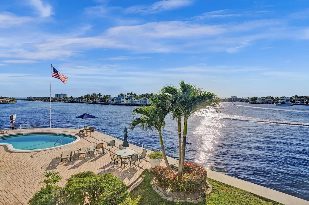 1201 S Riverside Drive Pompano Beach FL 33062