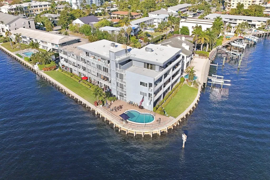 1201 S Riverside Drive Pompano Beach FL 33062