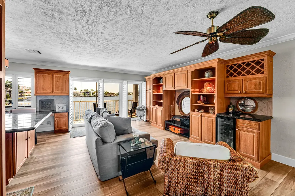 1201 S Riverside Drive Pompano Beach FL 33062