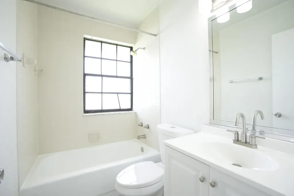 2646 Riverside Drive Coral Springs FL 33065