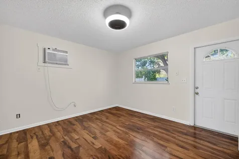 1040 SE 5th Street SE Stuart FL 34996