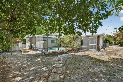 1040 SE 5th Street SE Stuart FL 34996