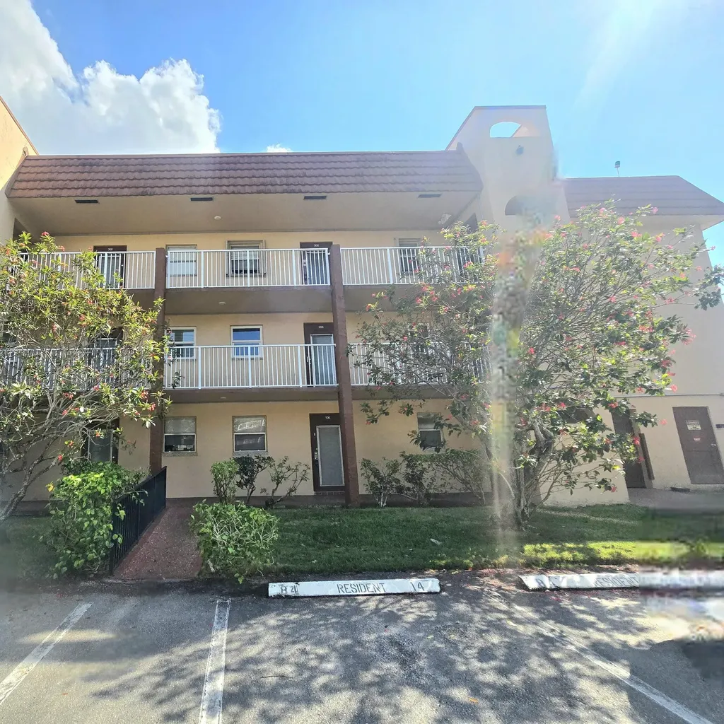 2741 N Pine Island Road Sunrise FL 33322
