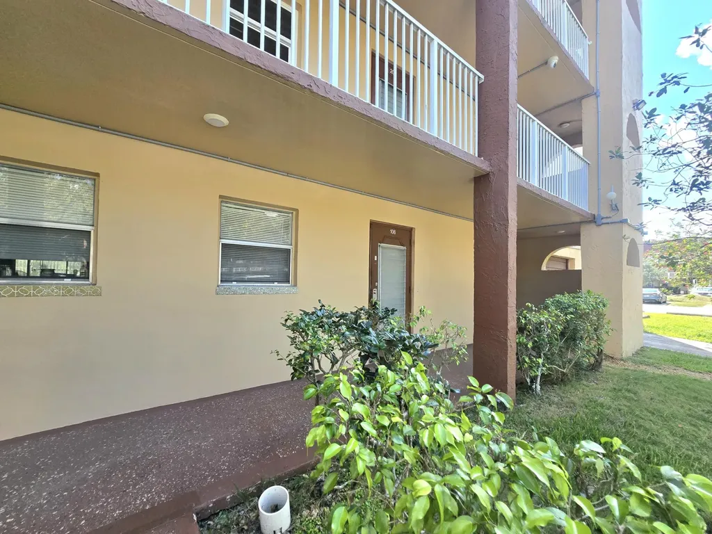 2741 N Pine Island Road Sunrise FL 33322