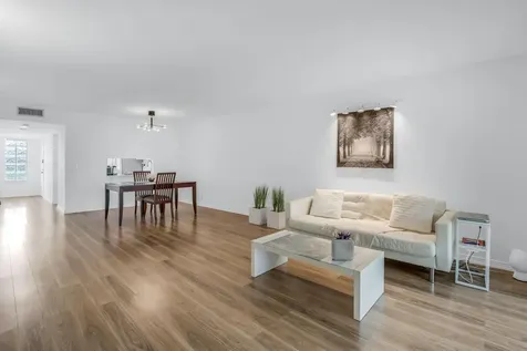 170 Lakeview Drive Weston FL 33326