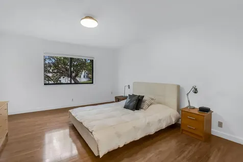 170 Lakeview Drive Weston FL 33326
