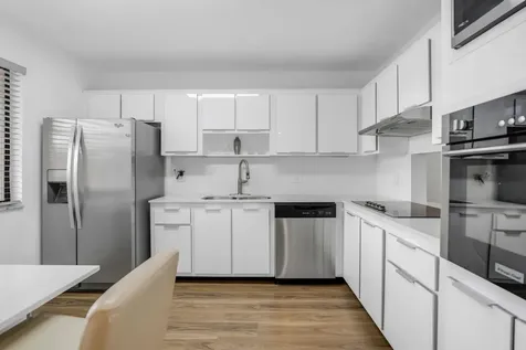 170 Lakeview Drive Weston FL 33326