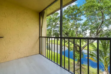 170 Lakeview Drive Weston FL 33326