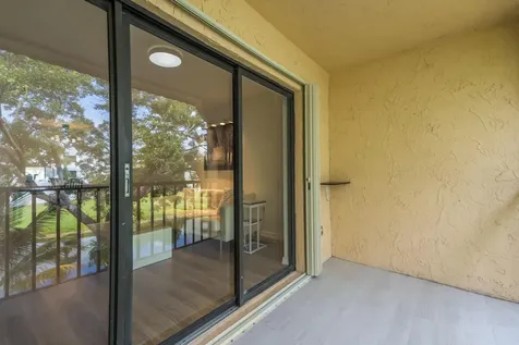 170 Lakeview Drive Weston FL 33326