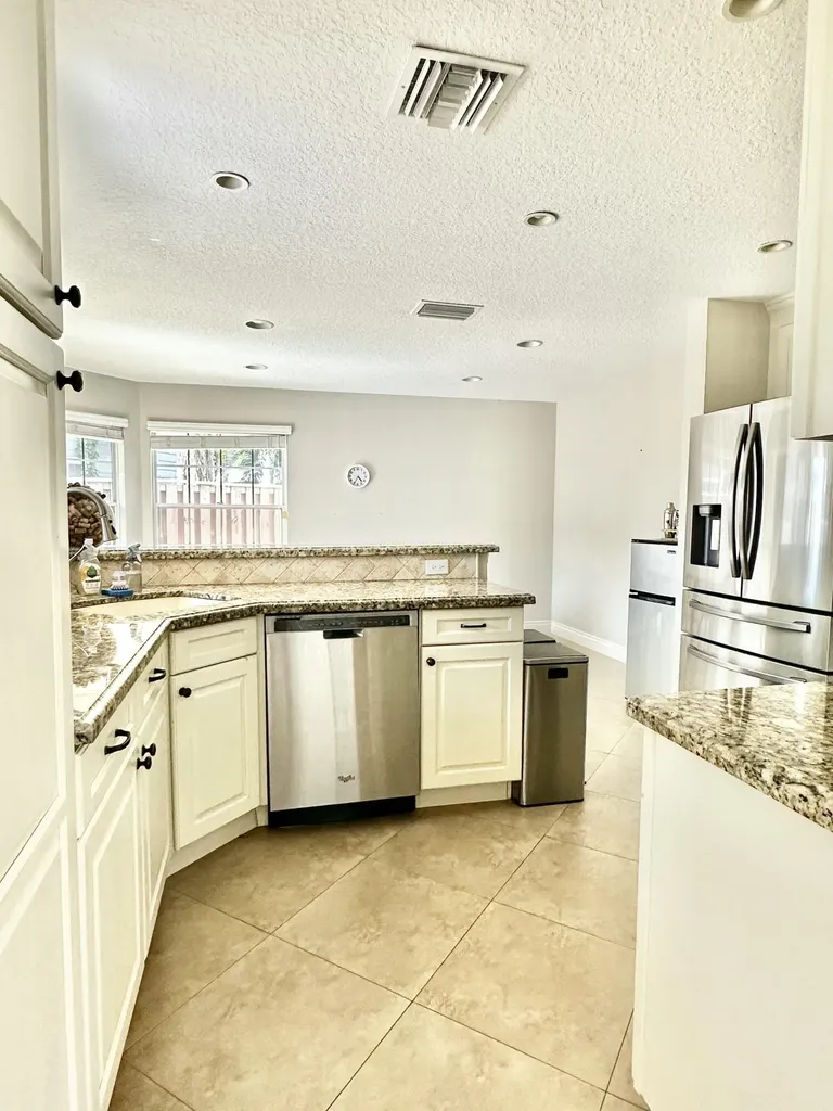 5342 Park Place Circle Boca Raton FL 33486