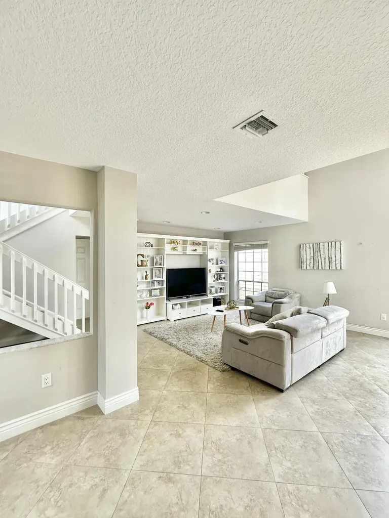 5342 Park Place Circle Boca Raton FL 33486
