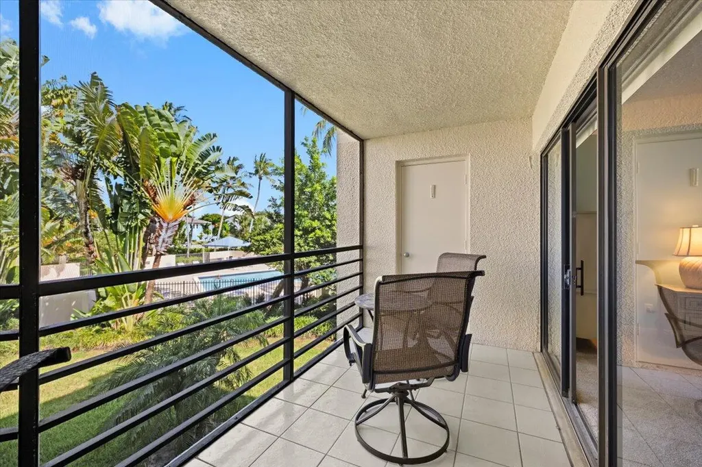 5851 Camino Del Sol Boca Raton FL 33433