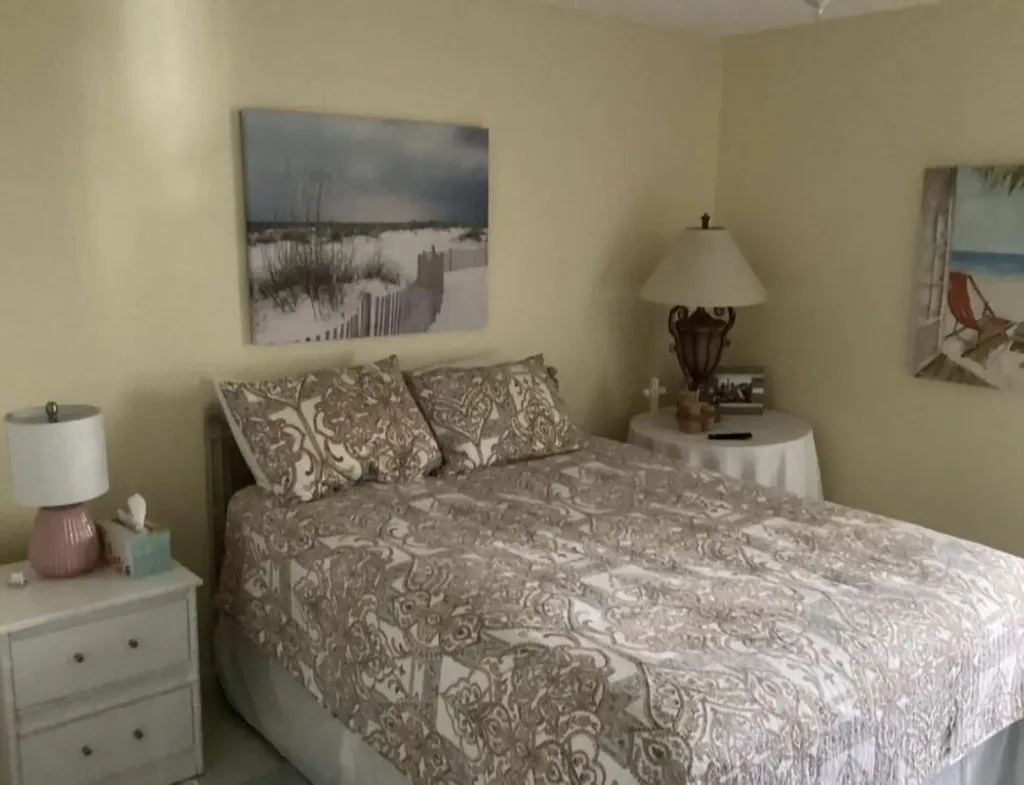 5851 Camino Del Sol Boca Raton FL 33433