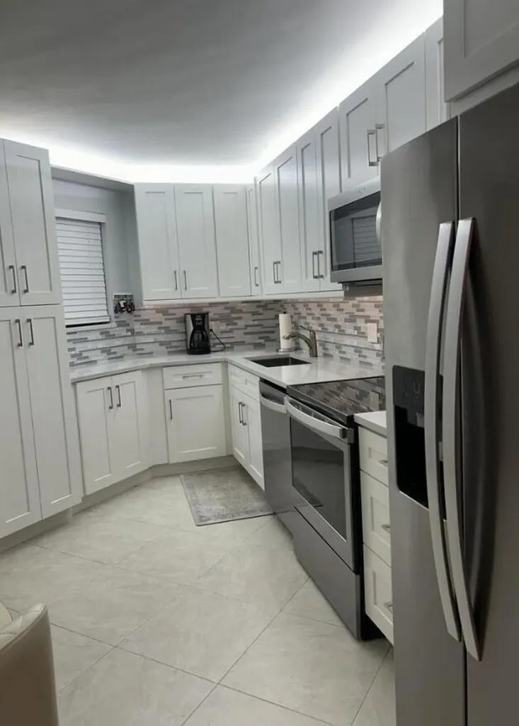 5851 Camino Del Sol Boca Raton FL 33433
