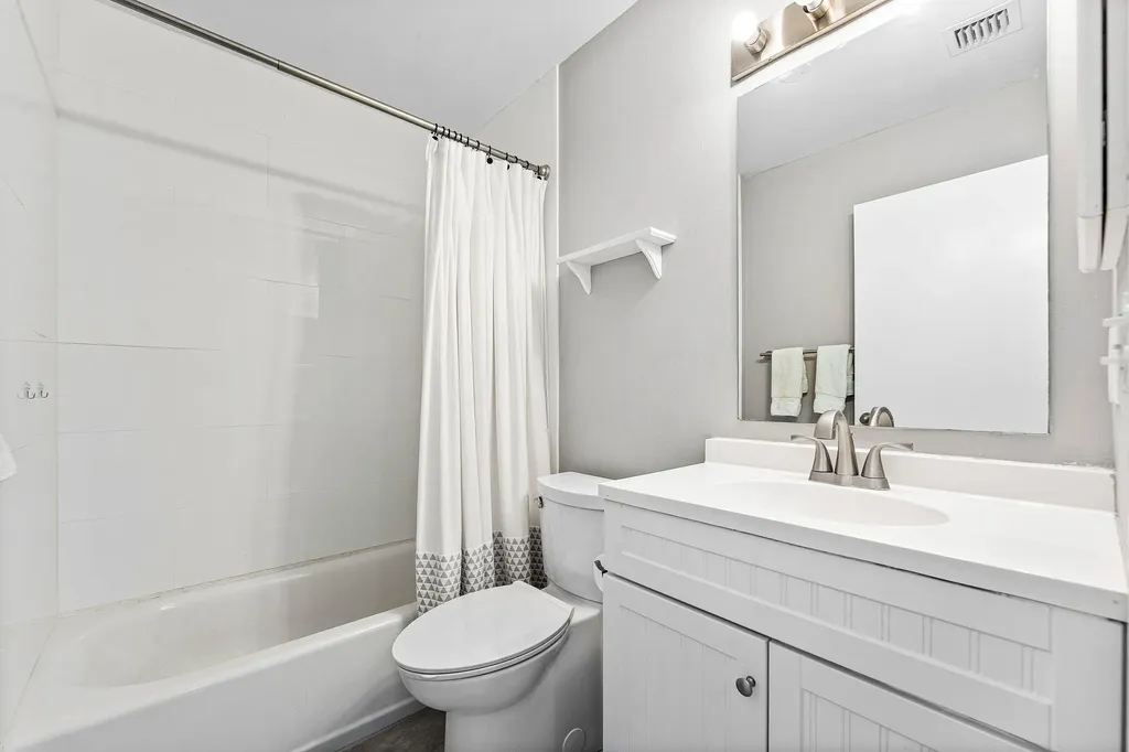 29 Swallow Drive Boynton Beach FL 33436