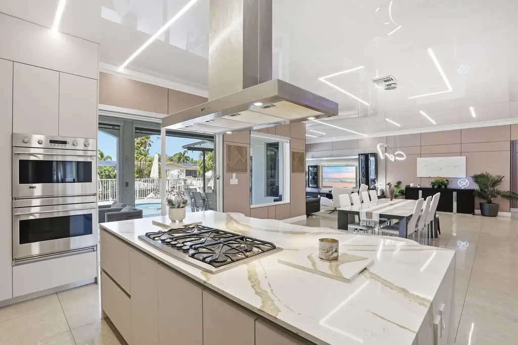 1467 NE 53rd Court Fort Lauderdale FL 33334