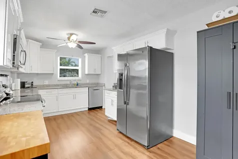 1325 SE 1st Avenue Deerfield Beach FL 33441