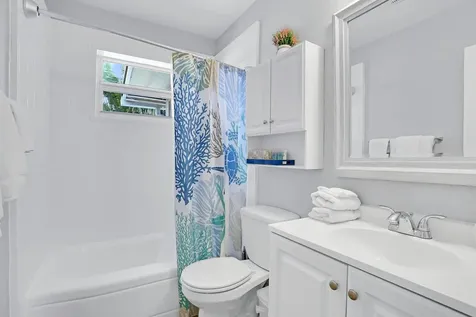 1325 SE 1st Avenue Deerfield Beach FL 33441