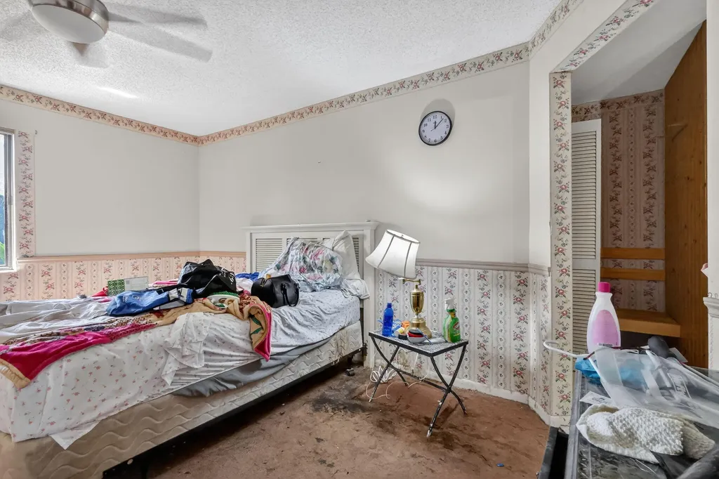 2641 W Gately Drive W West Palm Beach FL 33415