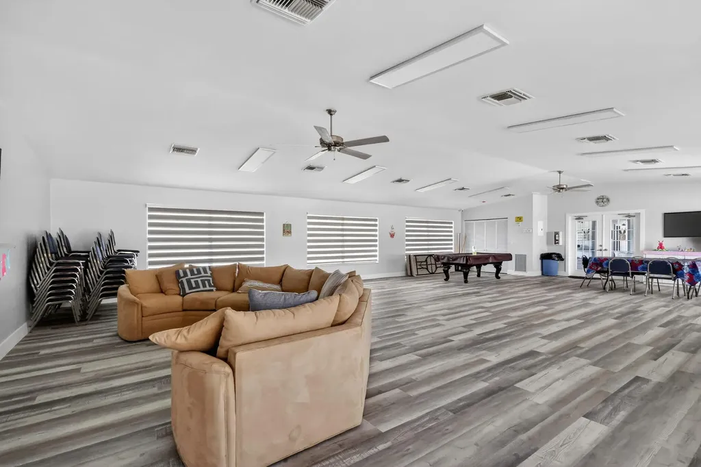 2641 W Gately Drive W West Palm Beach FL 33415