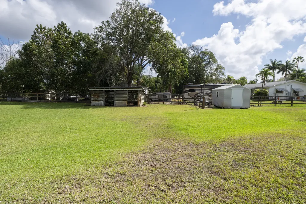 14035 SW 20th Street Davie FL 33325