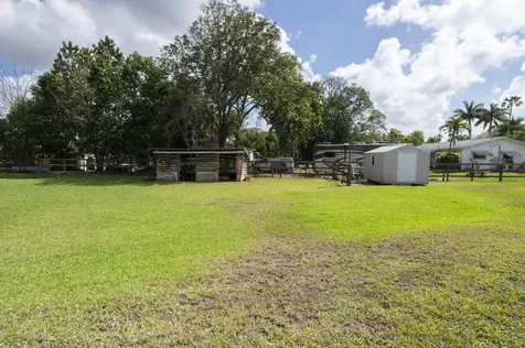 14035 SW 20th Street Davie FL 33325